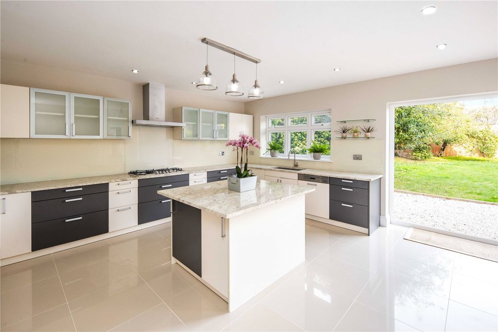 Property photo 1 of 29 Kitchen