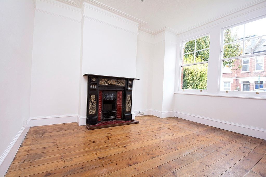Property photo 2 of 12 Gallery