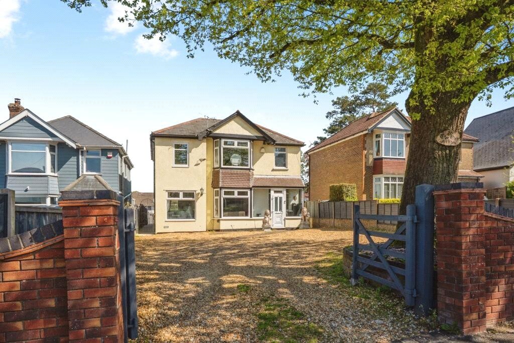 Property photo 1 of 17 Picture No. 11