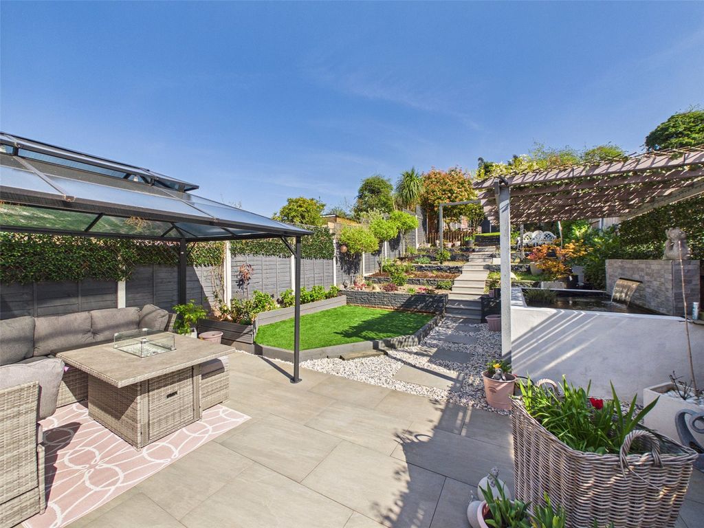 Property photo 2 of 22 Picture No. 37