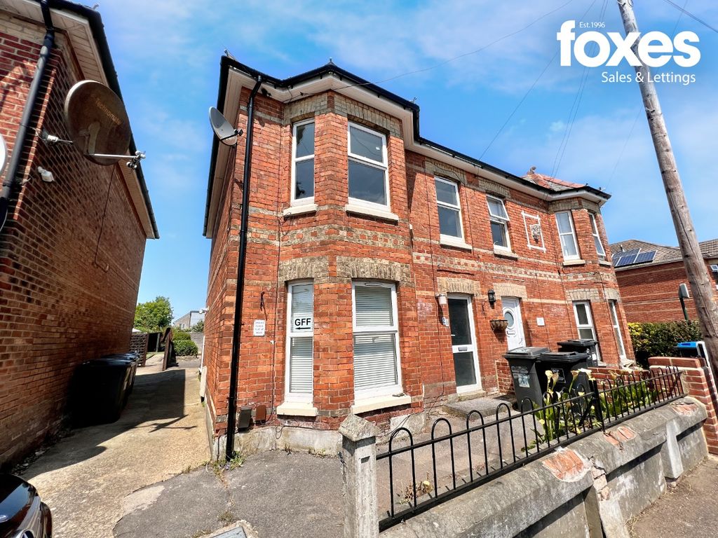 Property photo 1 of 11 2460001
