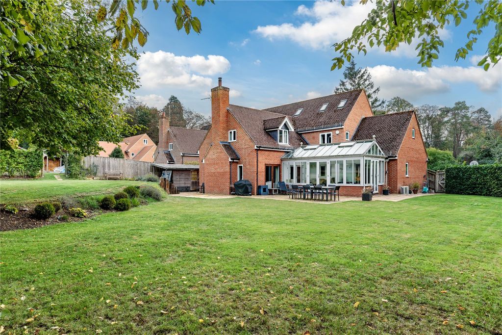 Property photo 1 of 15 Picture No. 11