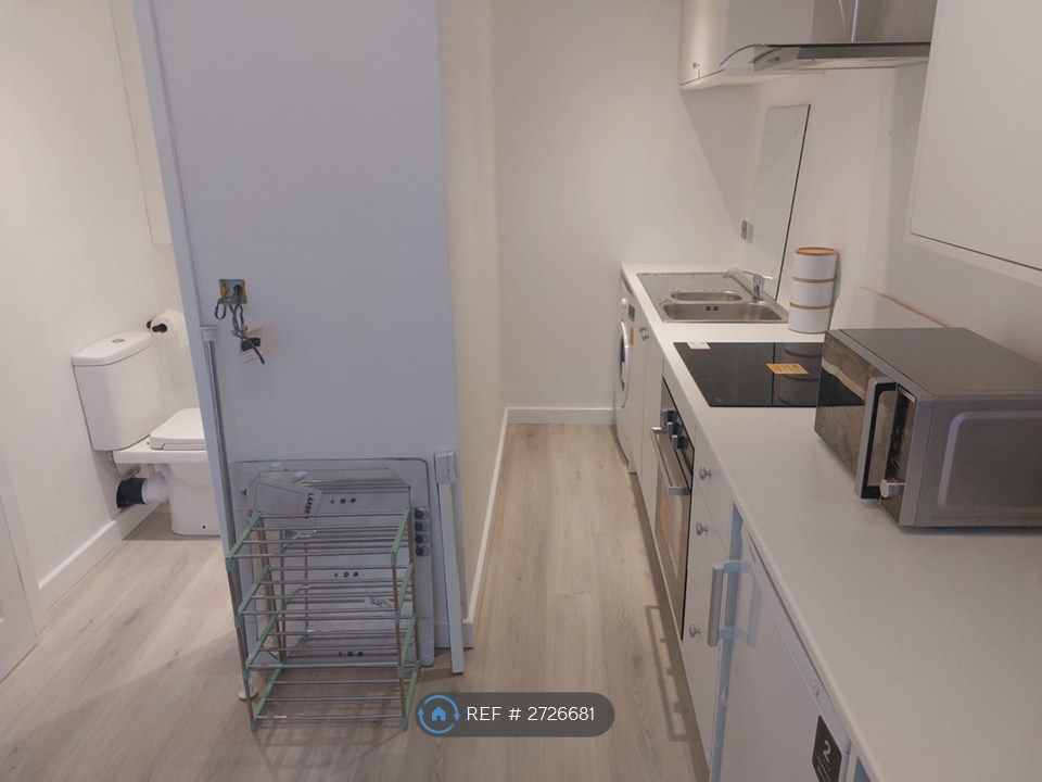 Property photo 1 of 20 Self-Contained Room View 1