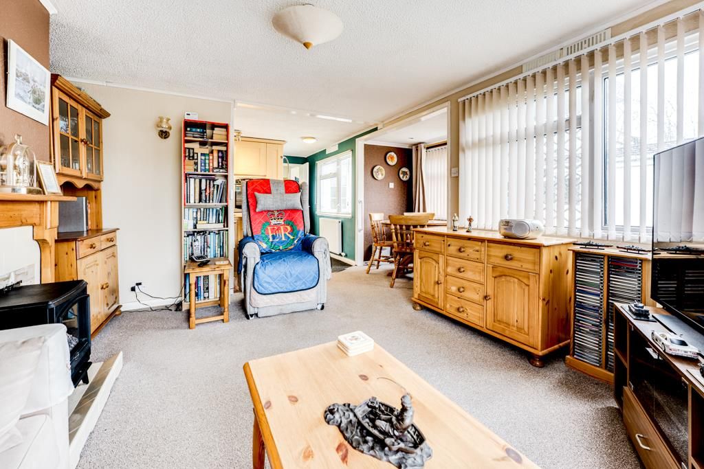 Property photo 3 of 15 24 Acorn Park, Burton Latimer-12.Jpg