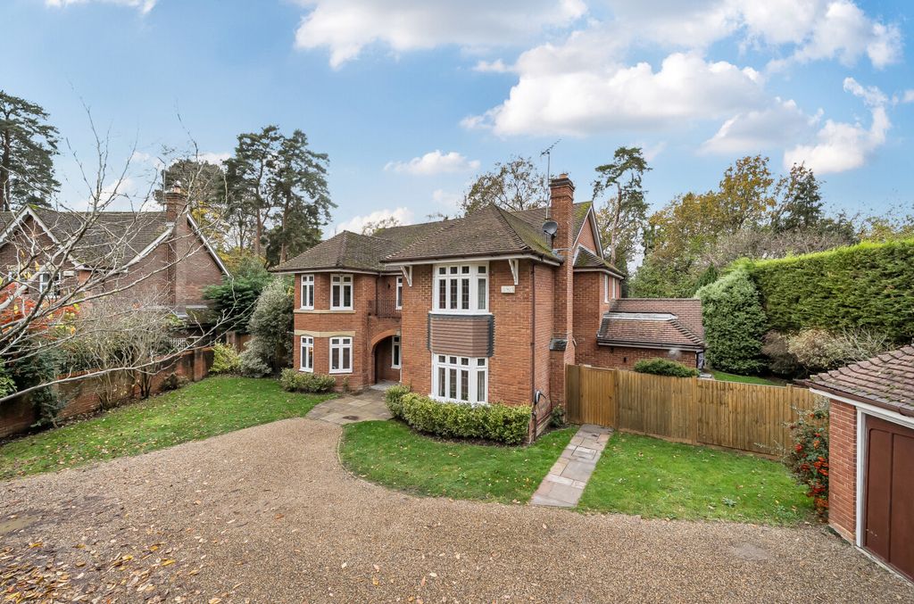 Property photo 1 of 46 1381043-10-69134c...