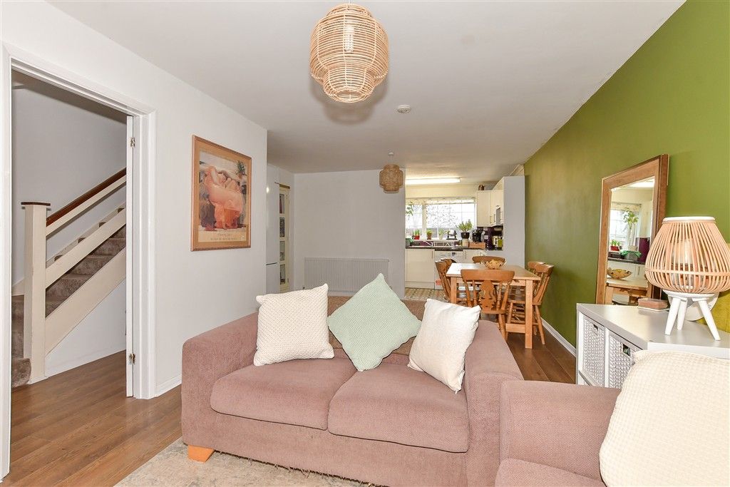 Property photo 3 of 12 Lounge/Diner