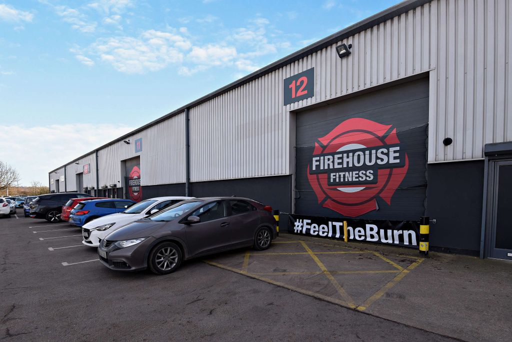 Property photo 1 of 7