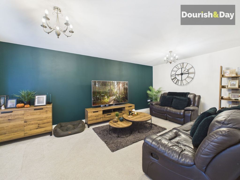 Property photo 2 of 18 Living Room