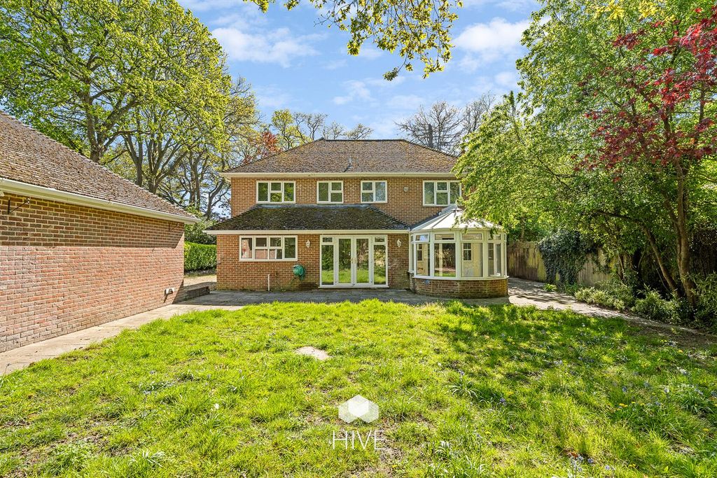 Property photo 2 of 30 Winters Grace Rear Garden
