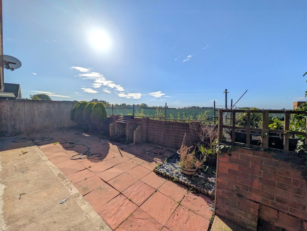 Property photo 2 of 10 Rear