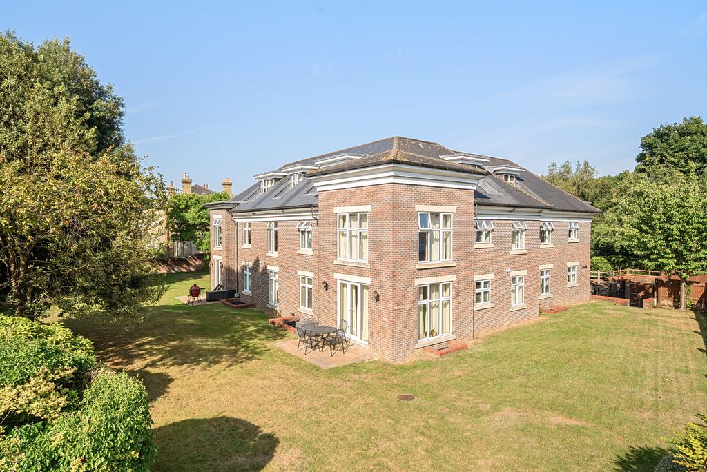 Property photo 1 of 21 1340835-4-689Afdd...