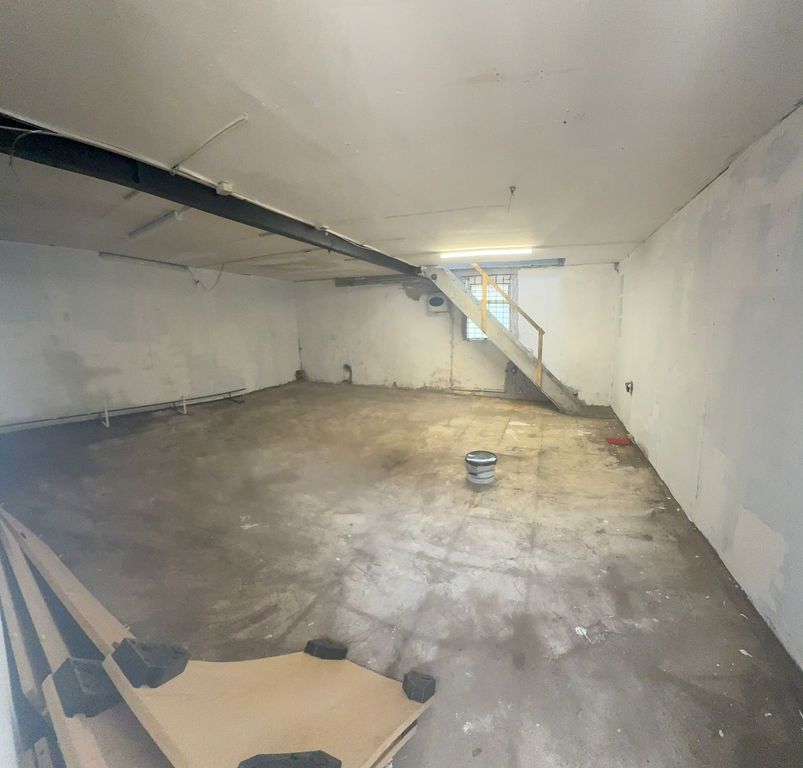 Property photo 3 of 3