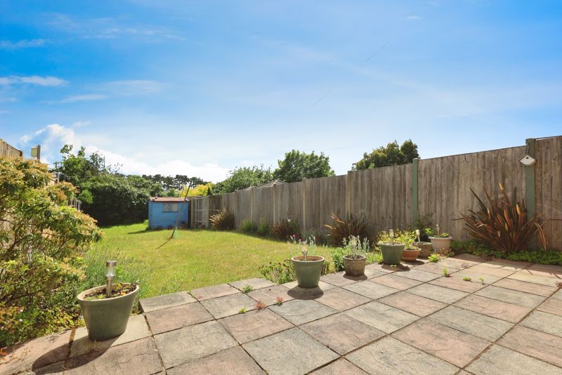 Property photo 1 of 16 Photo 6