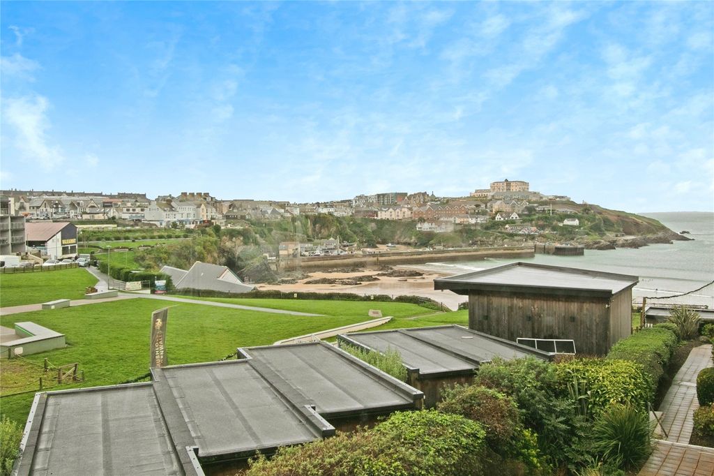 Property photo 2 of 10 General View