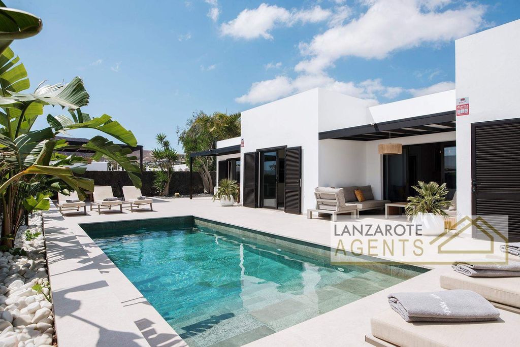 Property photo 1 of 42