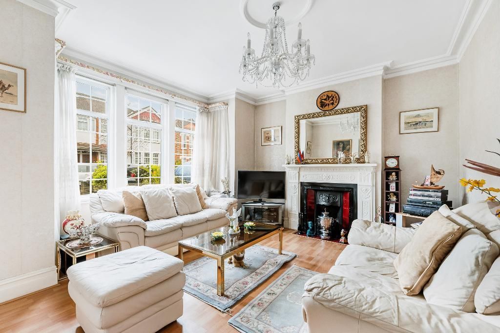 Property photo 2 of 17 Photo 2