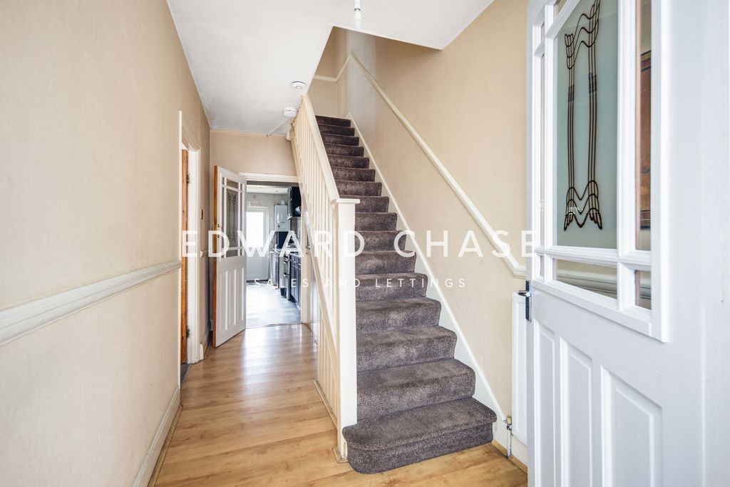 Property photo 2 of 18 Photo 20