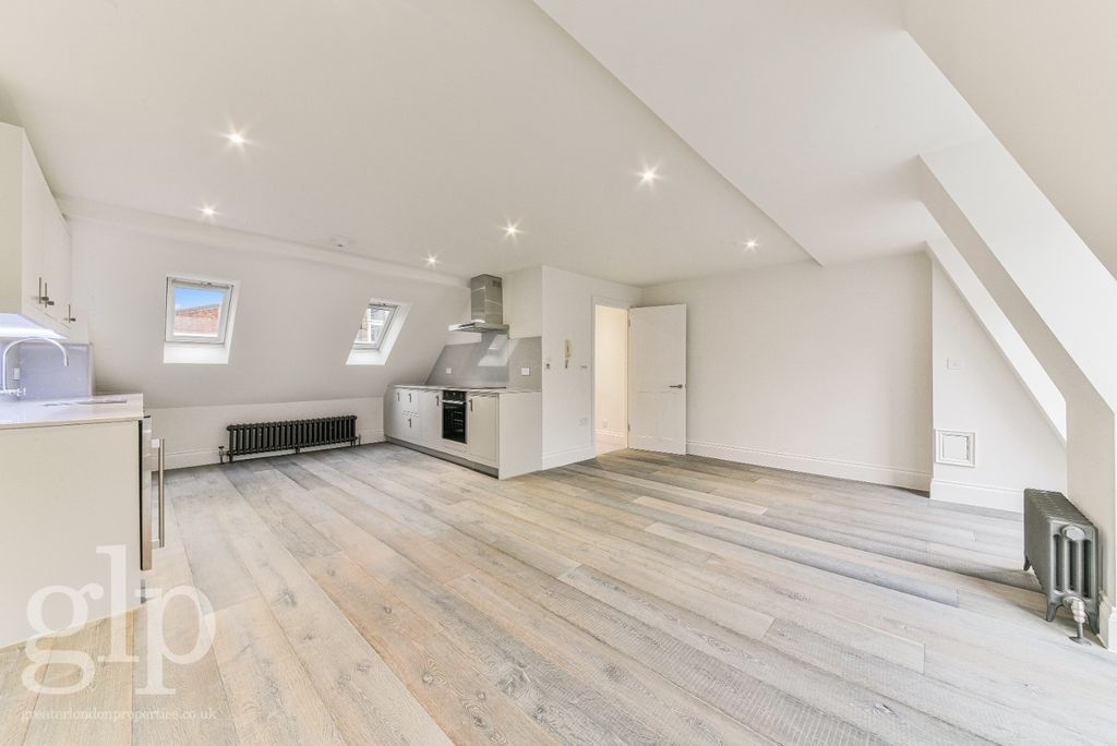 Property photo 1 of 22 980211