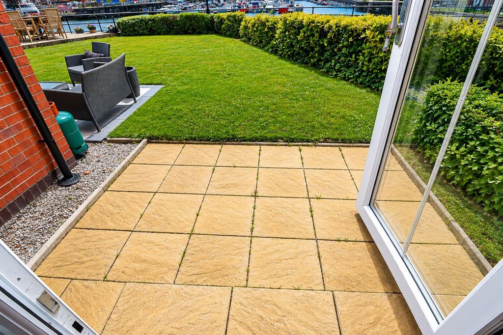 Property photo 2 of 11 Patio.Png