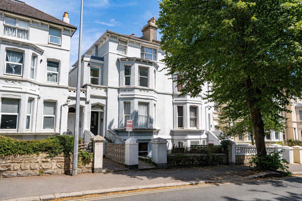 Property photo 1 of 12 2E577ba1-3d16-418E-Bc77-Bd67c66Ead93.Png