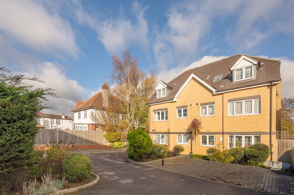 Property photo 1 of 7