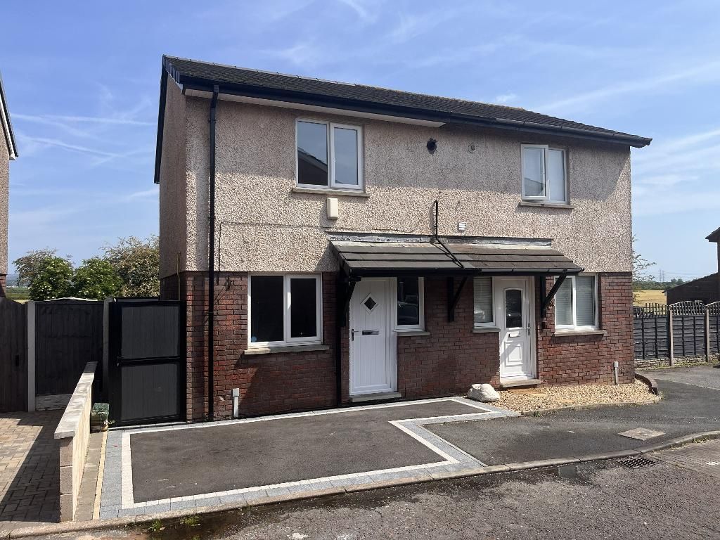 Property photo 1 of 14 External