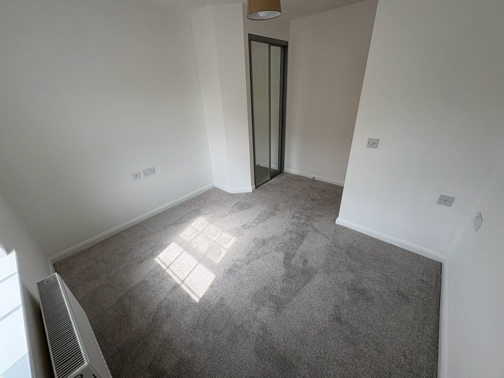 Property photo 3 of 11 Image