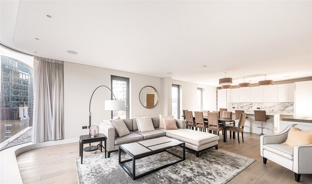 Property photo 2 of 15 Picture No. 09