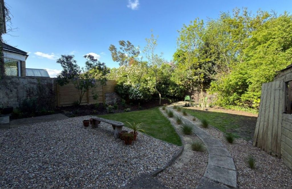 Property photo 3 of 7