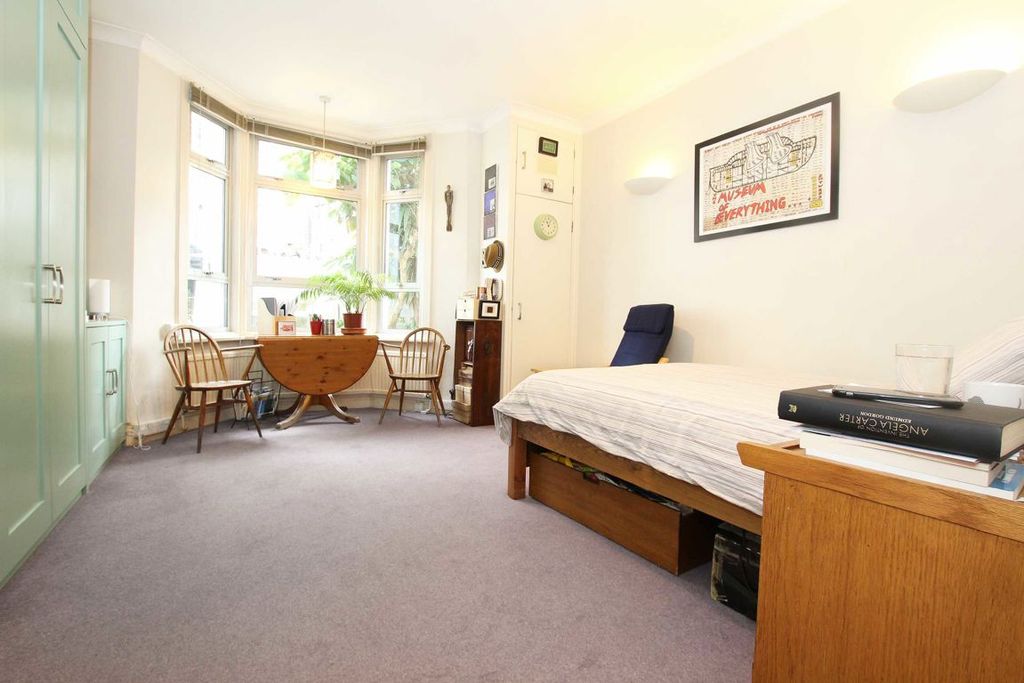 Property photo 2 of 4