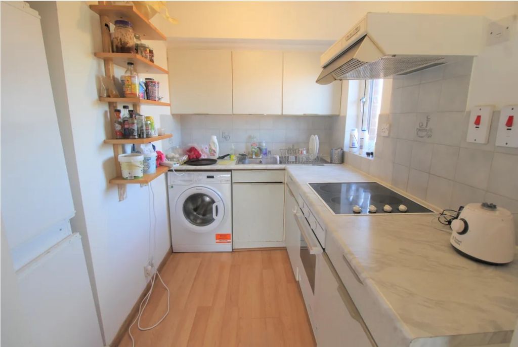 Property photo 3 of 5