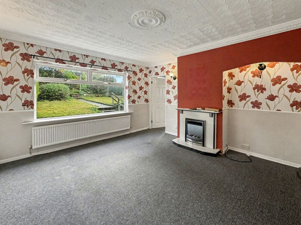 Property photo 3 of 24