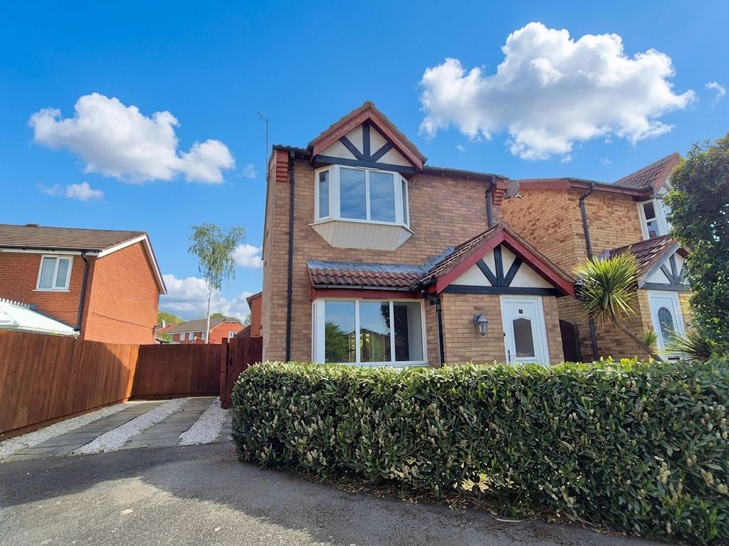 Property photo 1 of 17