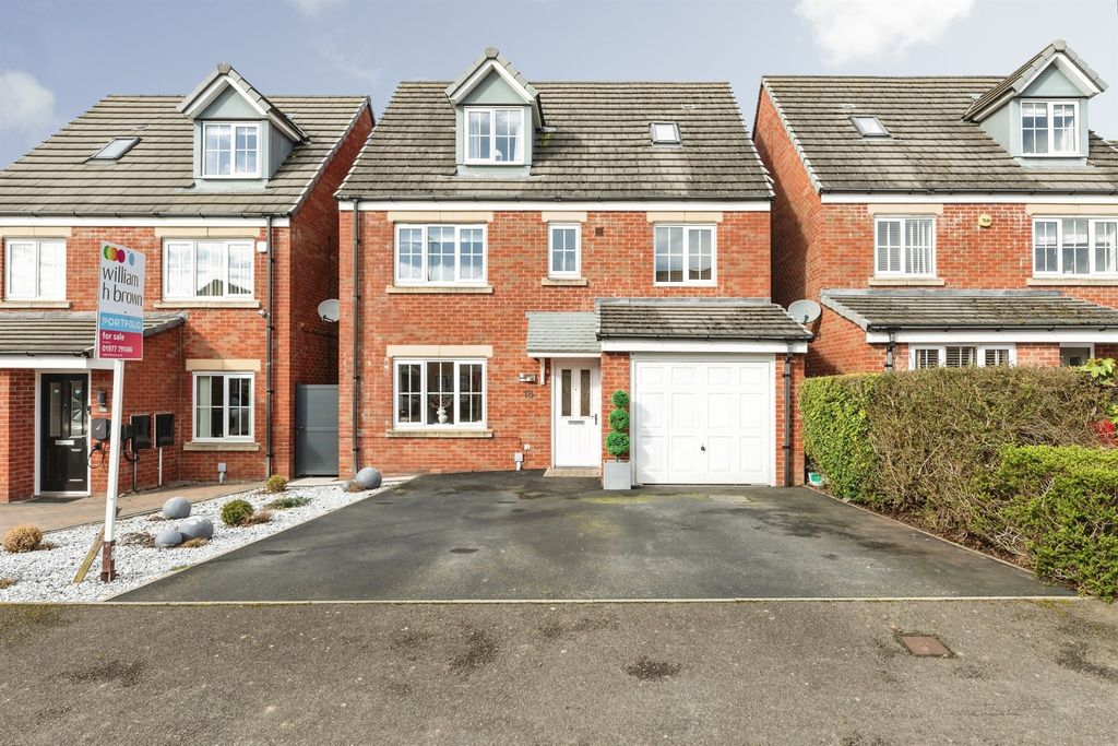 Property photo 1 of 20