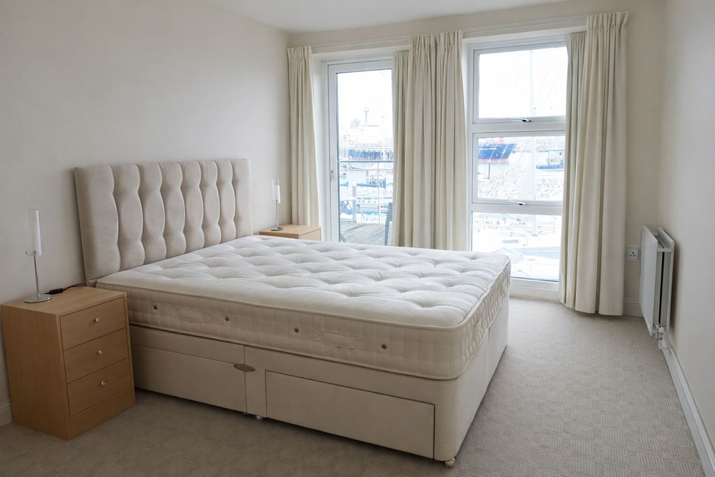 Property photo 3 of 9 Bedroom 1