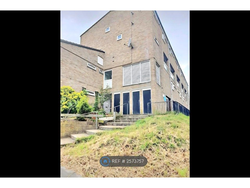 Property photo 1 of 4