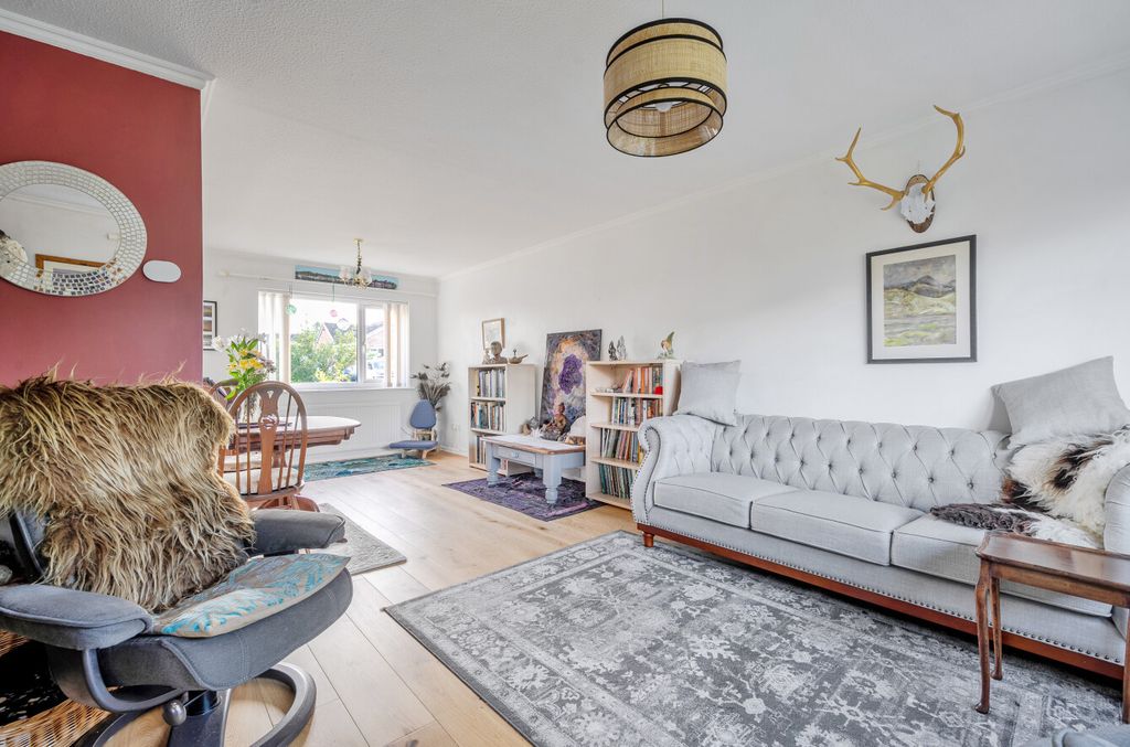 Property photo 2 of 25 1346927-17-68B873...