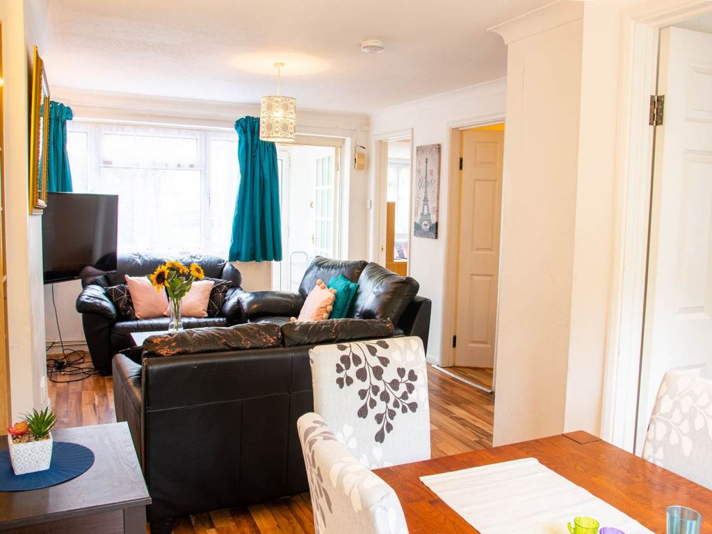 Property photo 2 of 13 Living Room