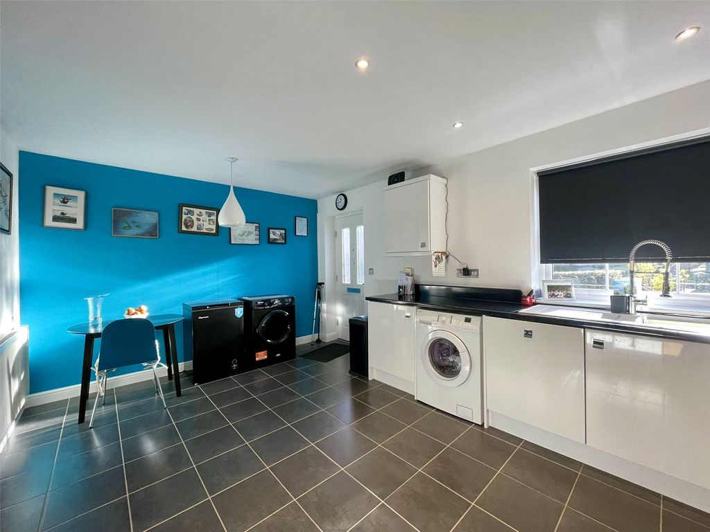 Property photo 3 of 26 Picture No. 06