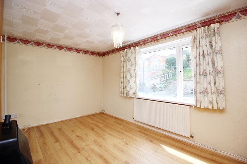 Property photo 3 of 16 Dining Room