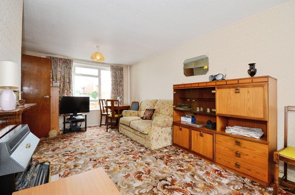 Property photo 3 of 16