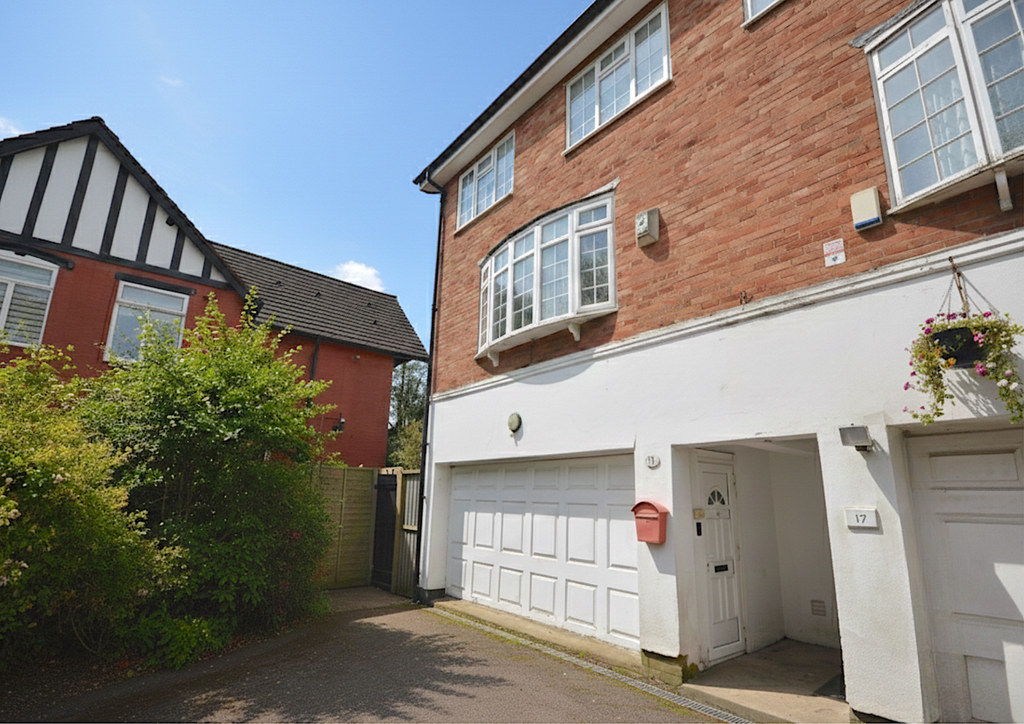 Property photo 1 of 24 Kersal Crag, Salford, M7 4Sl