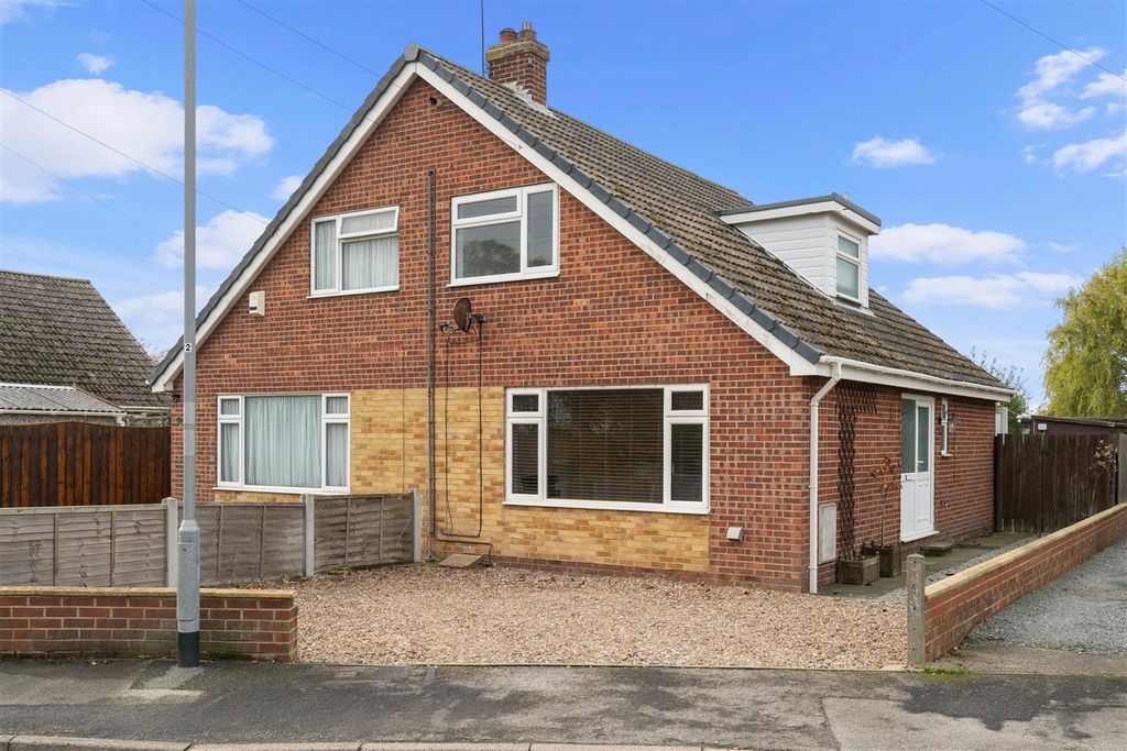 Property photo 1 of 21