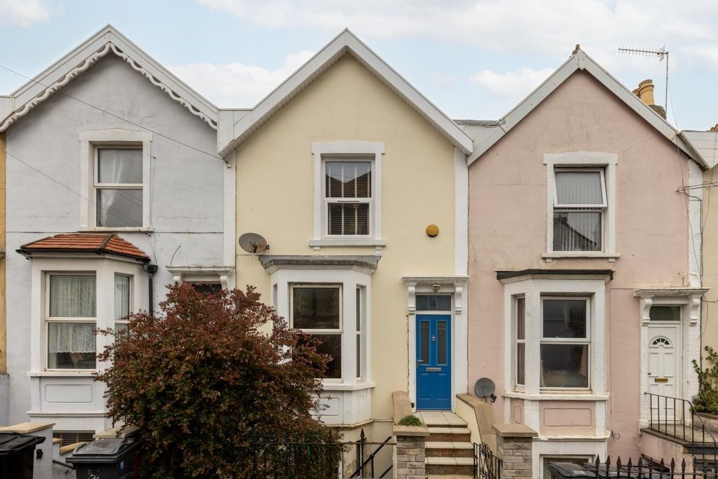 Property photo 2 of 20 4B Bathwell Road, Bs4-19.Jpg