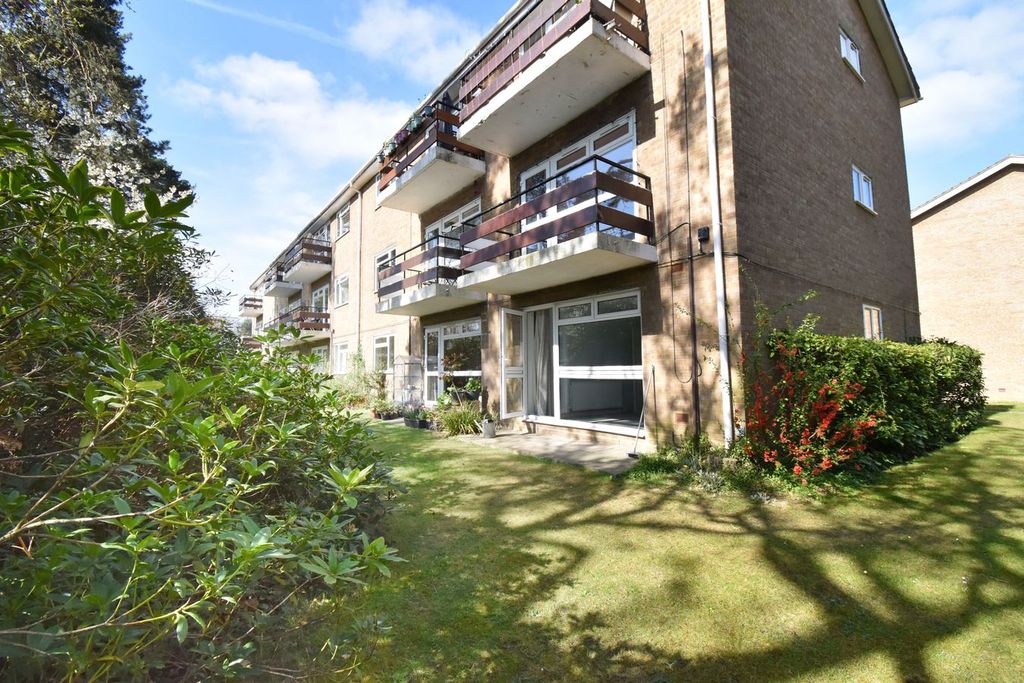 Property photo 1 of 5