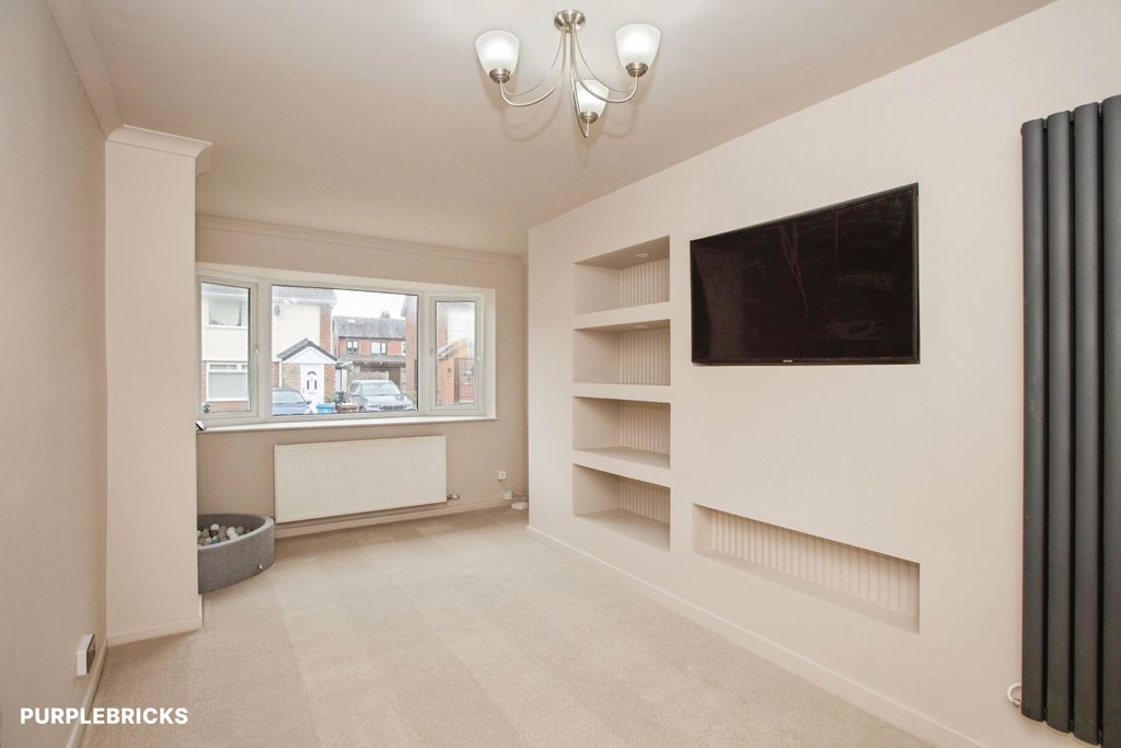 Property photo 2 of 24