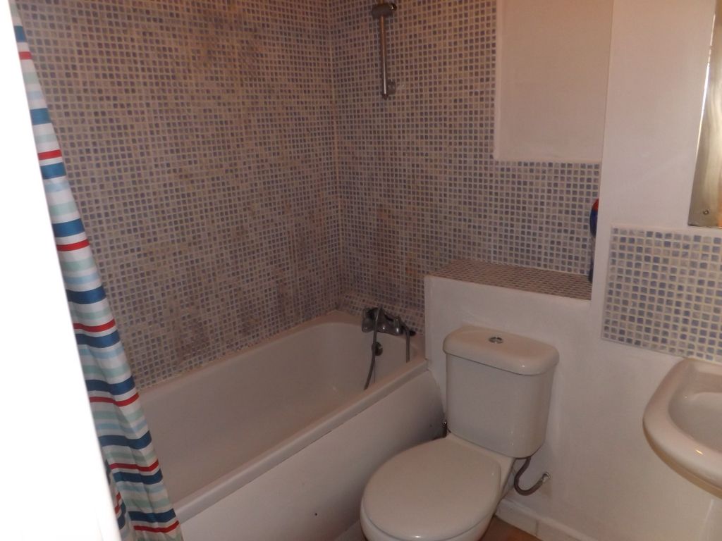 Property photo 3 of 4