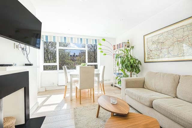 Property photo 1 of 10 Reception/Dining Roo