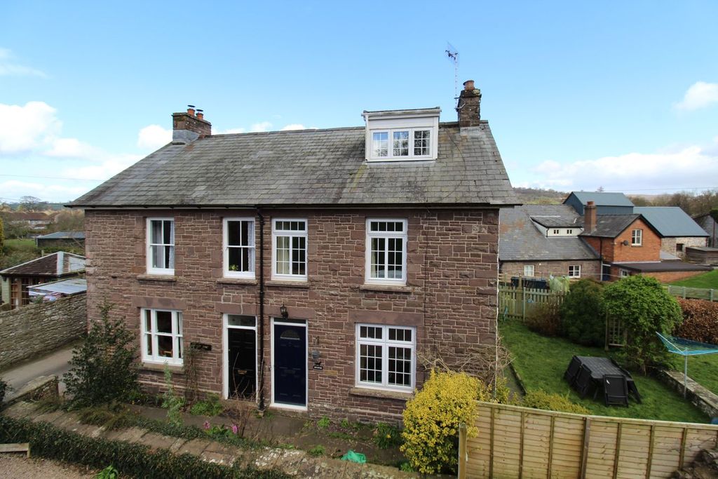 Property photo 1 of 21