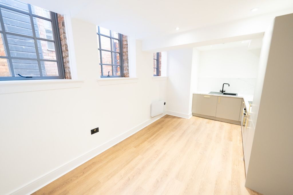 Property photo 2 of 7 Media Image 01